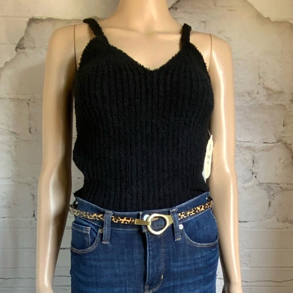 NEW ALTAR’D STATE CROPPED V’NECK SWEATER TANK